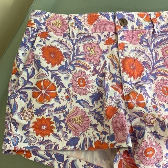 GAP 3” High Waist Floral Print Shorts Size 6 - Picture 1 of 6